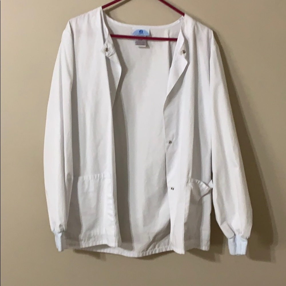 White scrub jacket size S